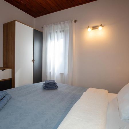 Apartmani Nena I Branko Premantura Eksteriør billede