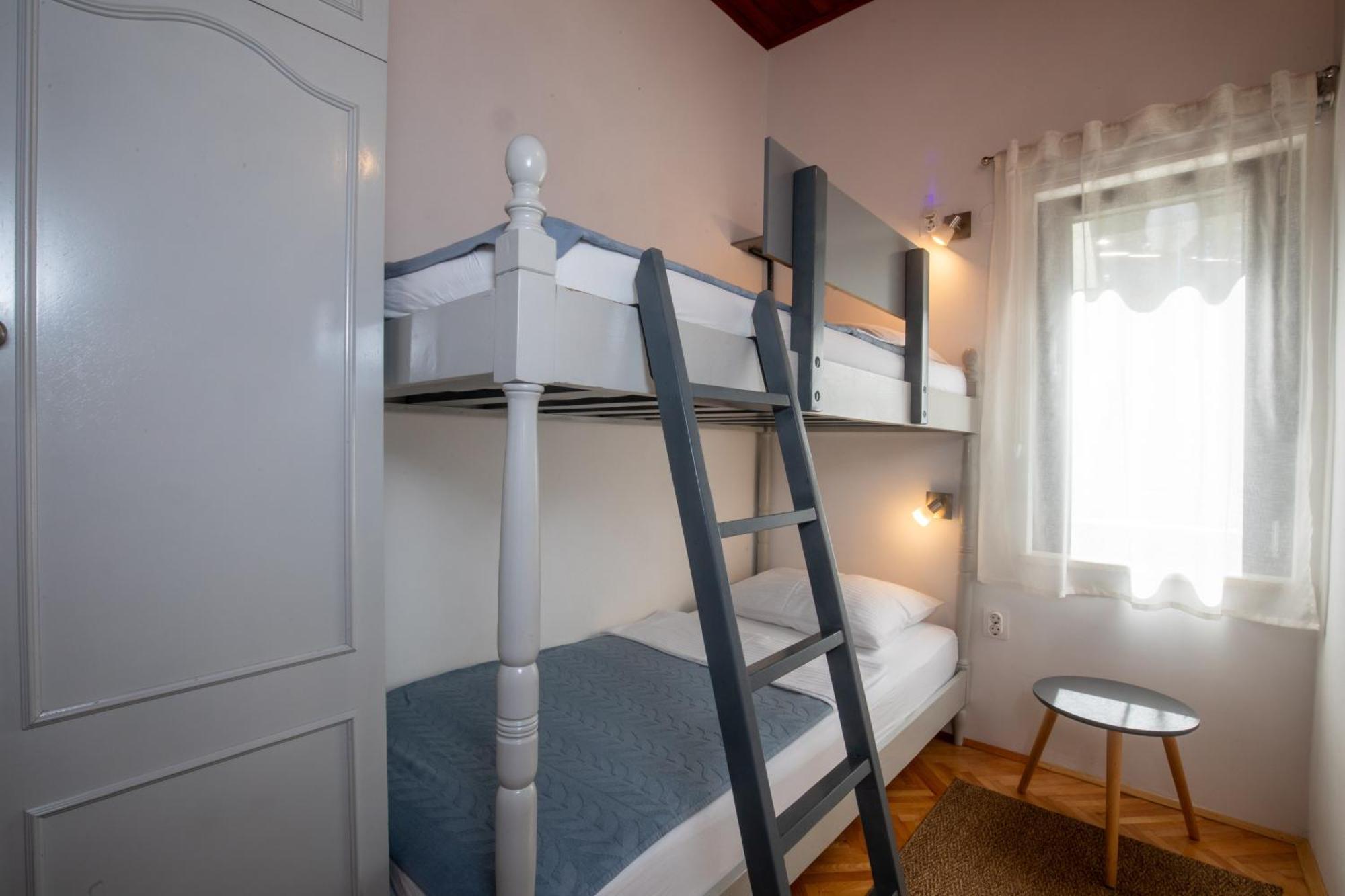 Apartmani Nena I Branko Premantura Eksteriør billede